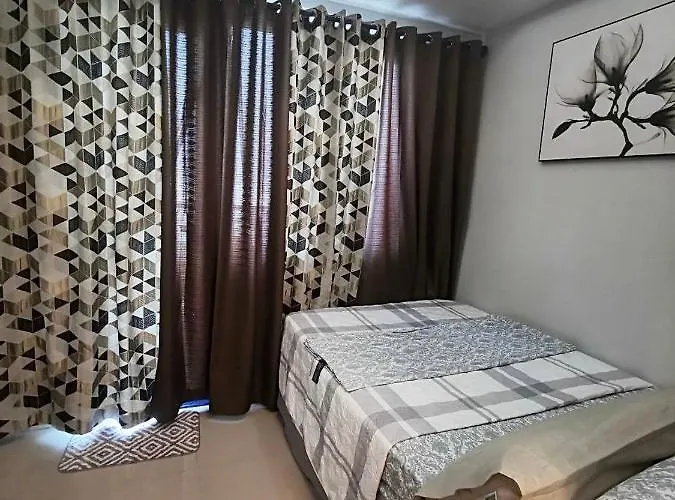 Apartment Reese @ Sea Residences *